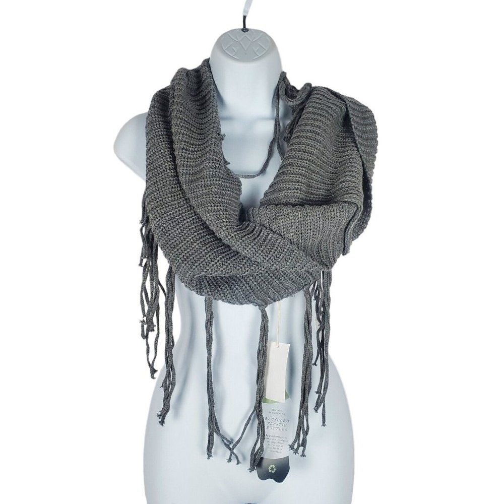 NEW QUAGGA GREEN LABEL Womens Recycled Polyester Infinity Scarf Gray Fringe